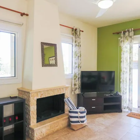 Luxury Spacious With Heated Swimming Pool Villa