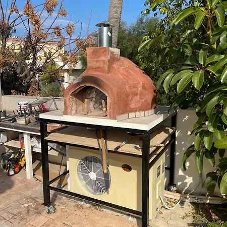 Luxury Spacious With Heated Swimming Pool Villa