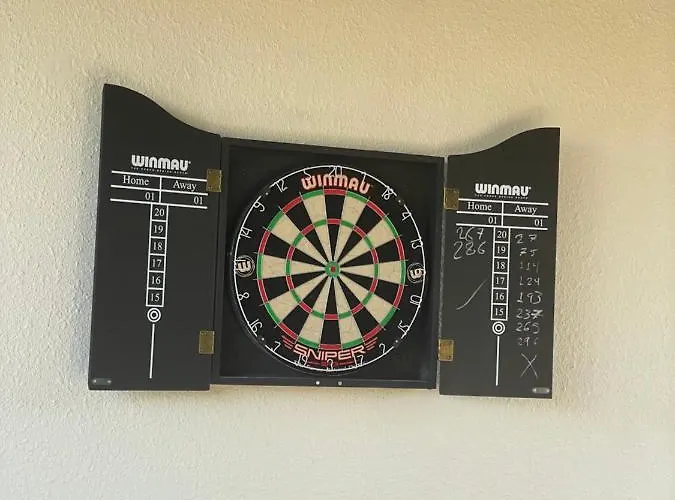 Luxury Spacious With Heated Swimming Pool باراليمني