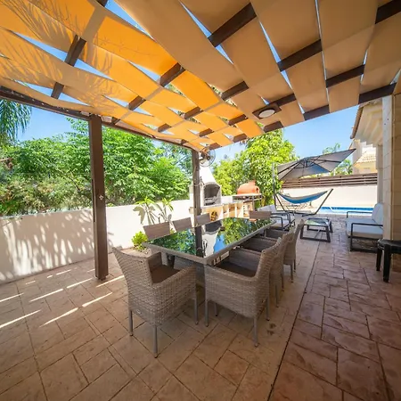 Luxury Spacious With Heated Swimming Pool * 帕拉利米尼